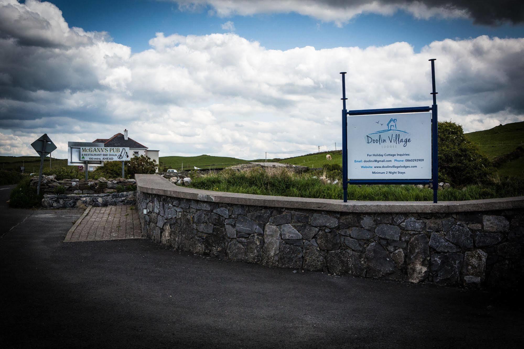 Doolin Village Lodges Exterior foto